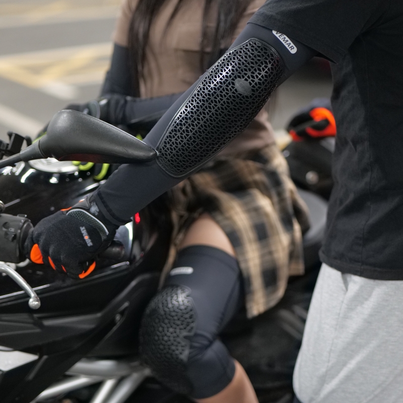 Breathable Ice Silk Summer Kne - đánh giá và giá Motorcycle Gear For Sale